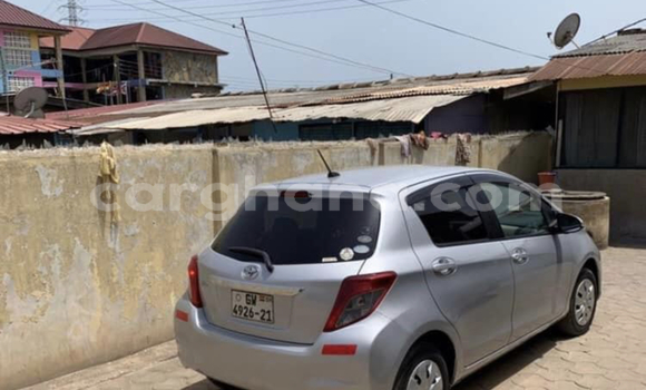 Ra Àlòkù Toyota Vitz Silver Ọkọ̀ in Accra ni Greater Accra Ra Àlòkù Toyota Vitz Silver Ọkọ̀ in Accra ni Greater Accra