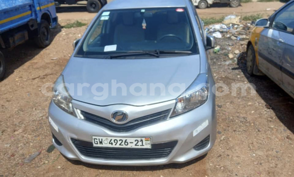 Ra Àlòkù Toyota Vitz Silver Ọkọ̀ in Accra ni Greater Accra Ra Àlòkù Toyota Vitz Silver Ọkọ̀ in Accra ni Greater Accra