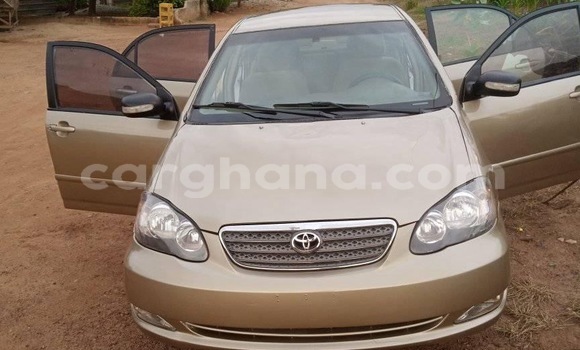 Sayi Na hannu Toyota Corolla Azurfa Mota in Accra a Greater Accra Sayi Na hannu Toyota Corolla Azurfa Mota in Accra a Greater Accra