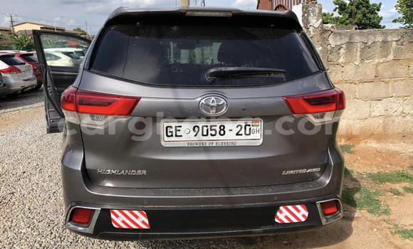 Buy Used Toyota Highlander Other Car in Accra in Greater Accra Buy Used Toyota Highlander Other Car in Accra in Greater Accra