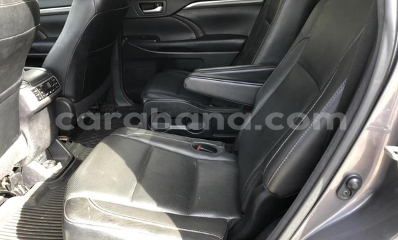 Buy Used Toyota Highlander Other Car in Accra in Greater Accra Buy Used Toyota Highlander Other Car in Accra in Greater Accra