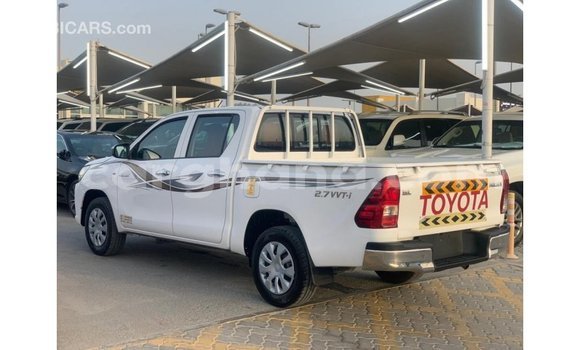 Sayi Imported Toyota Hilux White Mota in Import - Dubai a Ashanti Sayi Imported Toyota Hilux White Mota in Import - Dubai a Ashanti