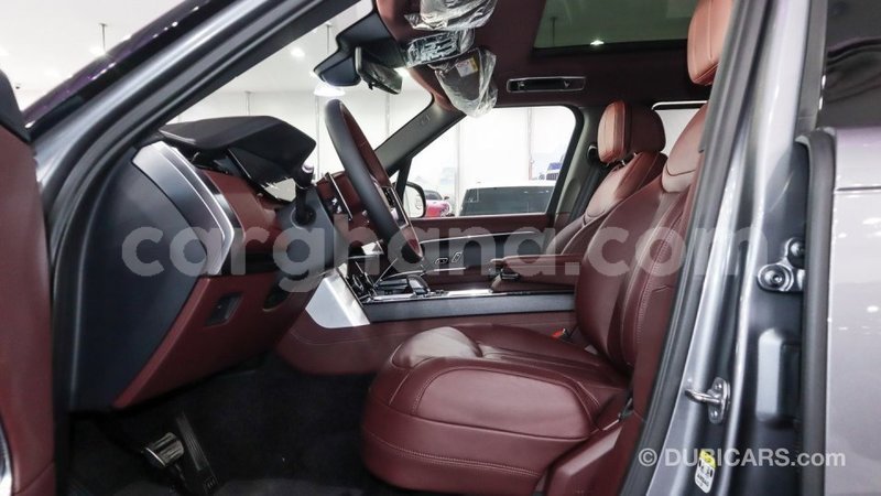 Big with watermark land rover range rover ashanti import dubai 46258