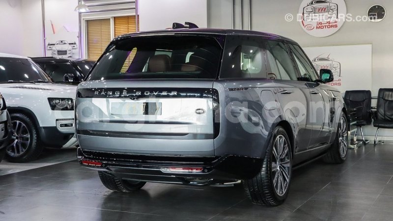 Big with watermark land rover range rover ashanti import dubai 46258