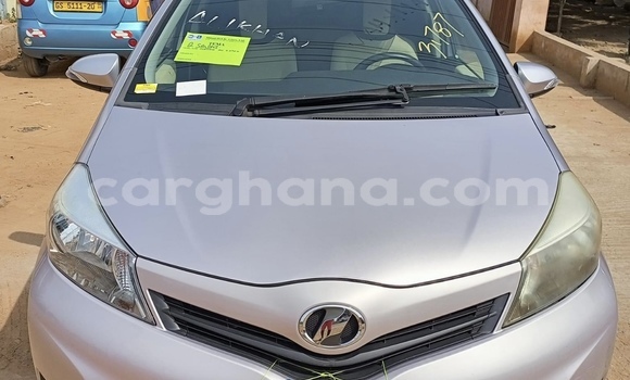 Sayi Na hannu Toyota Vitz Azurfa Mota in Accra a Greater Accra Sayi Na hannu Toyota Vitz Azurfa Mota in Accra a Greater Accra