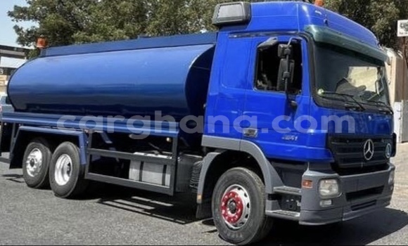 Buy Used Mercedes‒Benz Arocs Blue Truck in Accra in Greater Accra Buy Used Mercedes‒Benz Arocs Blue Truck in Accra in Greater Accra