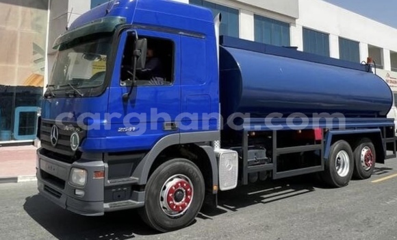 Buy Used Mercedes‒Benz Arocs Blue Truck in Accra in Greater Accra Buy Used Mercedes‒Benz Arocs Blue Truck in Accra in Greater Accra