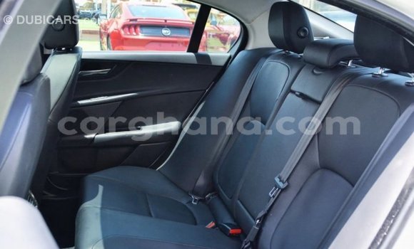 Ra Imported Jaguar XE funfun Ọkọ̀ in Import - Dubai ni Ashanti Ra Imported Jaguar XE funfun Ọkọ̀ in Import - Dubai ni Ashanti