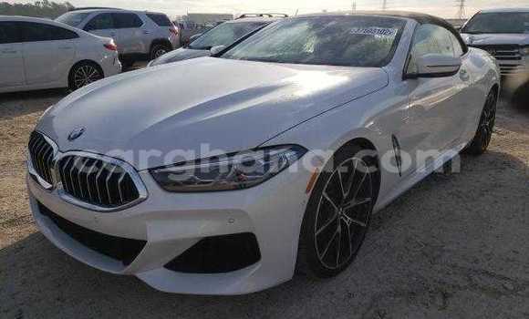 Sayi Na hannu BMW 8-Series White Mota in Accra a Greater Accra Sayi Na hannu BMW 8-Series White Mota in Accra a Greater Accra