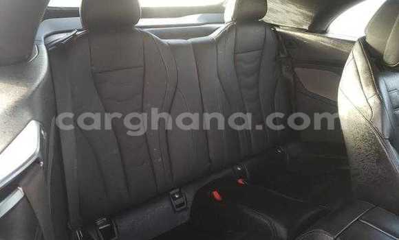 Sayi Na hannu BMW 8-Series White Mota in Accra a Greater Accra Sayi Na hannu BMW 8-Series White Mota in Accra a Greater Accra