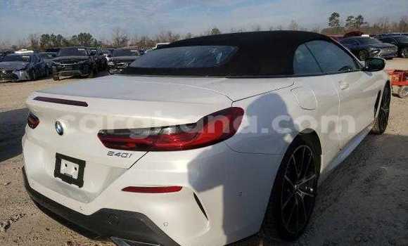 Sayi Na hannu BMW 8-Series White Mota in Accra a Greater Accra Sayi Na hannu BMW 8-Series White Mota in Accra a Greater Accra