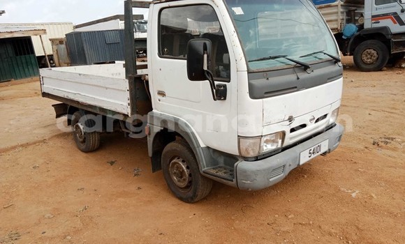 Buy Used Nissan Datsun Silver Car in Sekondi–Takoradi Metropolitan in Western