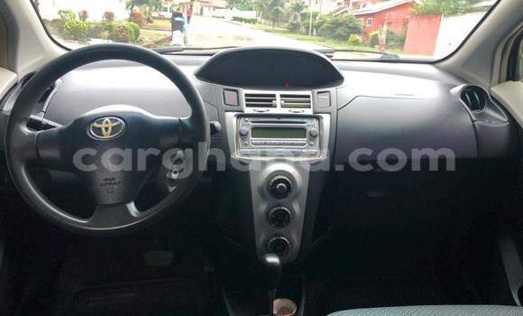 Ra Àlòkù Toyota Yaris Silver Ọkọ̀ in Sekondi–Takoradi Metropolitan ni Oorun Ra Àlòkù Toyota Yaris Silver Ọkọ̀ in Sekondi–Takoradi Metropolitan ni Oorun