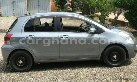 Buy Used Toyota Vitz Silver Car in Accra in Greater Accra Buy Used Toyota Vitz Silver Car in Accra in Greater Accra