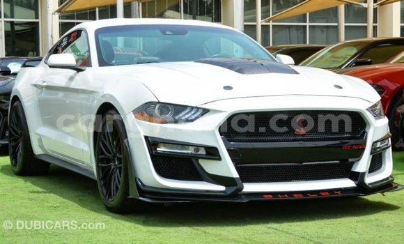 Ra Imported Ford Mustang funfun Ọkọ̀ in Import - Dubai ni Ashanti Ra Imported Ford Mustang funfun Ọkọ̀ in Import - Dubai ni Ashanti