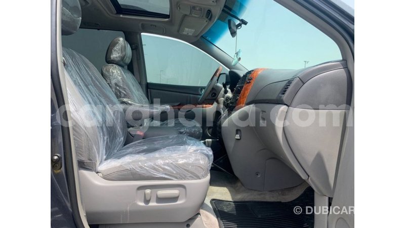 Big with watermark toyota sienna ashanti import dubai 46342