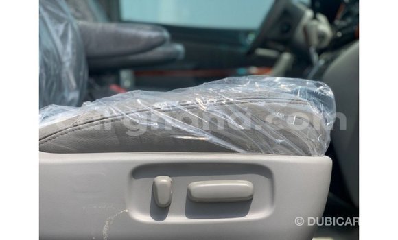 Ra Imported Toyota Sienna Miiran Ọkọ̀ in Import - Dubai ni Ashanti Ra Imported Toyota Sienna Miiran Ọkọ̀ in Import - Dubai ni Ashanti