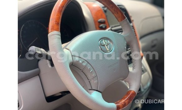 Ra Imported Toyota Sienna Miiran Ọkọ̀ in Import - Dubai ni Ashanti Ra Imported Toyota Sienna Miiran Ọkọ̀ in Import - Dubai ni Ashanti