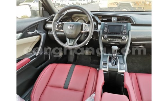 Ra Imported Honda C funfun Mọto in Import - Dubai ni Ashanti Ra Imported Honda C funfun Mọto in Import - Dubai ni Ashanti