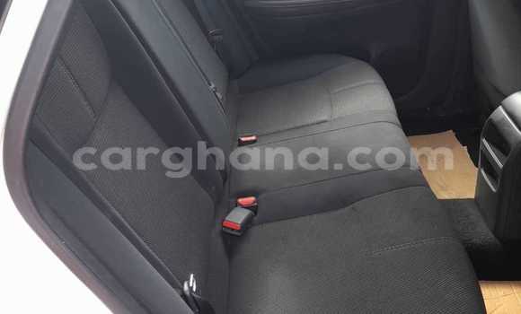 Sayi Na hannu Nissan Sentra White Mota in Accra a Greater Accra Sayi Na hannu Nissan Sentra White Mota in Accra a Greater Accra