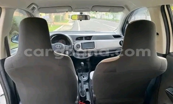Buy Used Toyota Vitz White Car in Accra in Greater Accra Buy Used Toyota Vitz White Car in Accra in Greater Accra