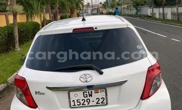Buy Used Toyota Vitz White Car in Accra in Greater Accra Buy Used Toyota Vitz White Car in Accra in Greater Accra