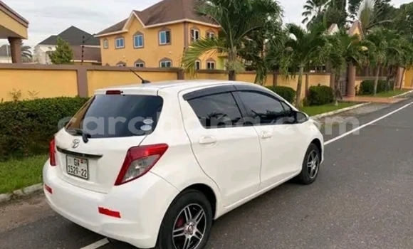 Buy Used Toyota Vitz White Car in Accra in Greater Accra Buy Used Toyota Vitz White Car in Accra in Greater Accra