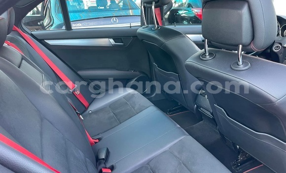 Ra Àlòkù Mercedes-Benz C250 coupe Red Ọkọ̀ in Accra ni Greater Accra Ra Àlòkù Mercedes-Benz C250 coupe Red Ọkọ̀ in Accra ni Greater Accra
