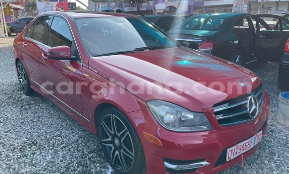 Ra Àlòkù Mercedes-Benz C250 coupe Red Ọkọ̀ in Accra ni Greater Accra Ra Àlòkù Mercedes-Benz C250 coupe Red Ọkọ̀ in Accra ni Greater Accra