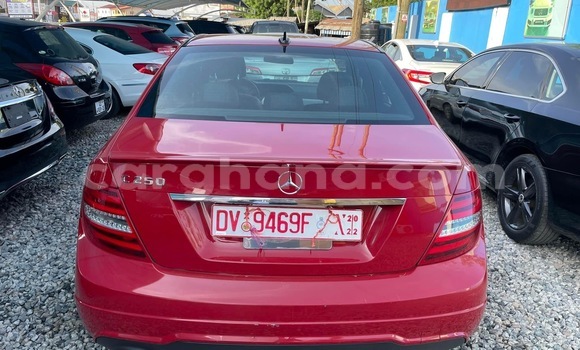 Ra Àlòkù Mercedes-Benz C250 coupe Red Ọkọ̀ in Accra ni Greater Accra Ra Àlòkù Mercedes-Benz C250 coupe Red Ọkọ̀ in Accra ni Greater Accra