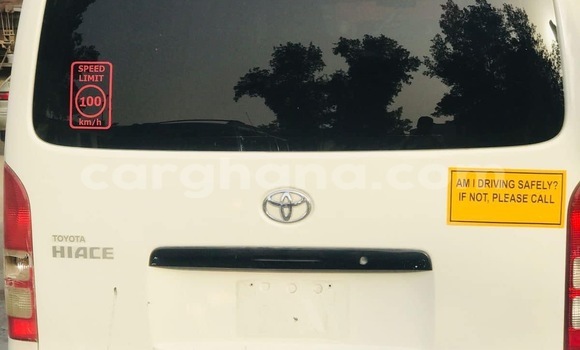 Sayi Na hannu Toyota Hiace White Mota in Accra a Greater Accra Sayi Na hannu Toyota Hiace White Mota in Accra a Greater Accra