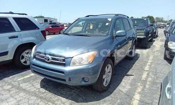 Sayi Na hannu Toyota RAV4 Blue Mota in Accra a Greater Accra Sayi Na hannu Toyota RAV4 Blue Mota in Accra a Greater Accra