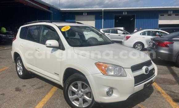 Buy Used Toyota RAV4 White Car in Accra in Greater Accra Buy Used Toyota RAV4 White Car in Accra in Greater Accra