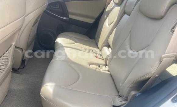 Buy Used Toyota RAV4 White Car in Accra in Greater Accra Buy Used Toyota RAV4 White Car in Accra in Greater Accra