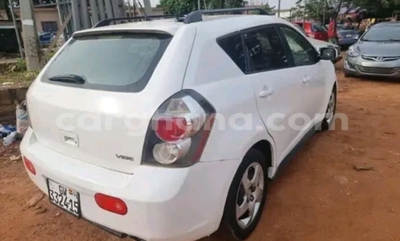 Ra Àlòkù Pontiac Vibe funfun Ọkọ̀ in Accra ni Greater Accra