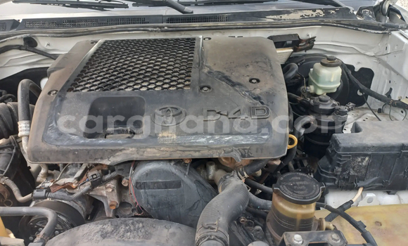 Buy Used Toyota Hilux White Car in Accra in Greater Accra Buy Used Toyota Hilux White Car in Accra in Greater Accra