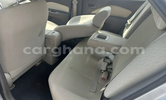 Sayi Na hannu Toyota Yaris Azurfa Mota in Accra a Greater Accra Sayi Na hannu Toyota Yaris Azurfa Mota in Accra a Greater Accra