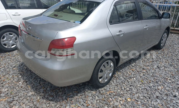 Sayi Na hannu Toyota Yaris Azurfa Mota in Accra a Greater Accra Sayi Na hannu Toyota Yaris Azurfa Mota in Accra a Greater Accra