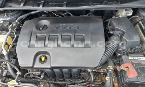 Sayi Na hannu Toyota Corolla Azurfa Mota in Accra a Greater Accra Sayi Na hannu Toyota Corolla Azurfa Mota in Accra a Greater Accra