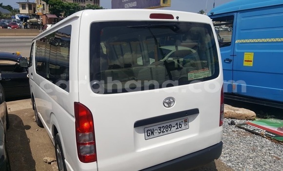 Buy Used Toyota Hiace White Car in Accra in Greater Accra Buy Used Toyota Hiace White Car in Accra in Greater Accra