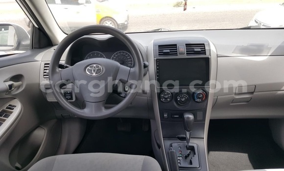 Sayi Na hannu Toyota Corolla White Mota in Accra a Greater Accra Sayi Na hannu Toyota Corolla White Mota in Accra a Greater Accra