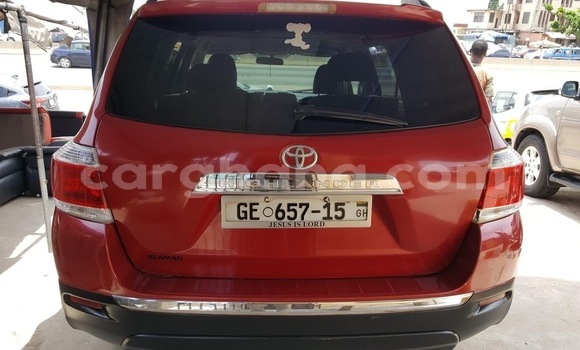 Sayi Na hannu Toyota Highlander Brown Mota in Accra a Greater Accra Sayi Na hannu Toyota Highlander Brown Mota in Accra a Greater Accra