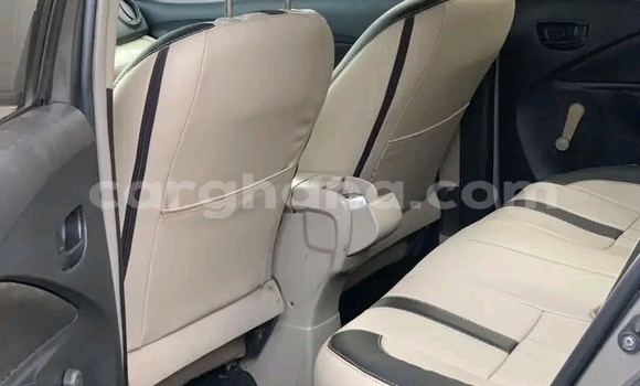 Buy Used Toyota Yaris Red Car in Accra in Greater Accra Buy Used Toyota Yaris Red Car in Accra in Greater Accra