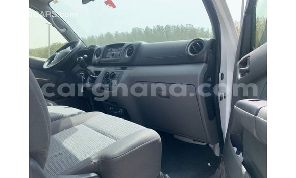 Ra Imported Nissan Urvan funfun Ọkọ̀ in Import - Dubai ni Ashanti Ra Imported Nissan Urvan funfun Ọkọ̀ in Import - Dubai ni Ashanti