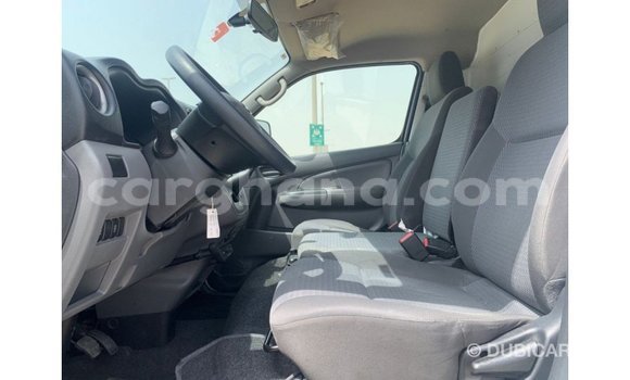 Ra Imported Nissan Urvan funfun Ọkọ̀ in Import - Dubai ni Ashanti Ra Imported Nissan Urvan funfun Ọkọ̀ in Import - Dubai ni Ashanti