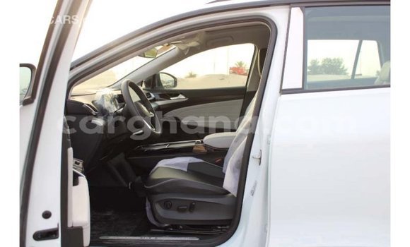 Buy Import Volkswagen Beetle White Car in Import - Dubai in Ashanti Buy Import Volkswagen Beetle White Car in Import - Dubai in Ashanti