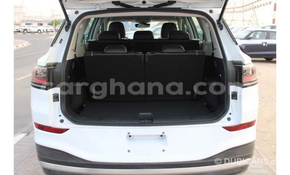 Buy Import Volkswagen Beetle White Car in Import - Dubai in Ashanti Buy Import Volkswagen Beetle White Car in Import - Dubai in Ashanti
