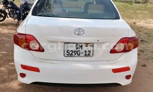 Buy Used Toyota Corolla White Car in Accra in Greater Accra Buy Used Toyota Corolla White Car in Accra in Greater Accra