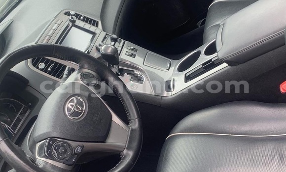 Buy Used Toyota Venza White Car in Accra in Greater Accra Buy Used Toyota Venza White Car in Accra in Greater Accra