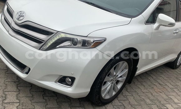 Buy Used Toyota Venza White Car in Accra in Greater Accra Buy Used Toyota Venza White Car in Accra in Greater Accra